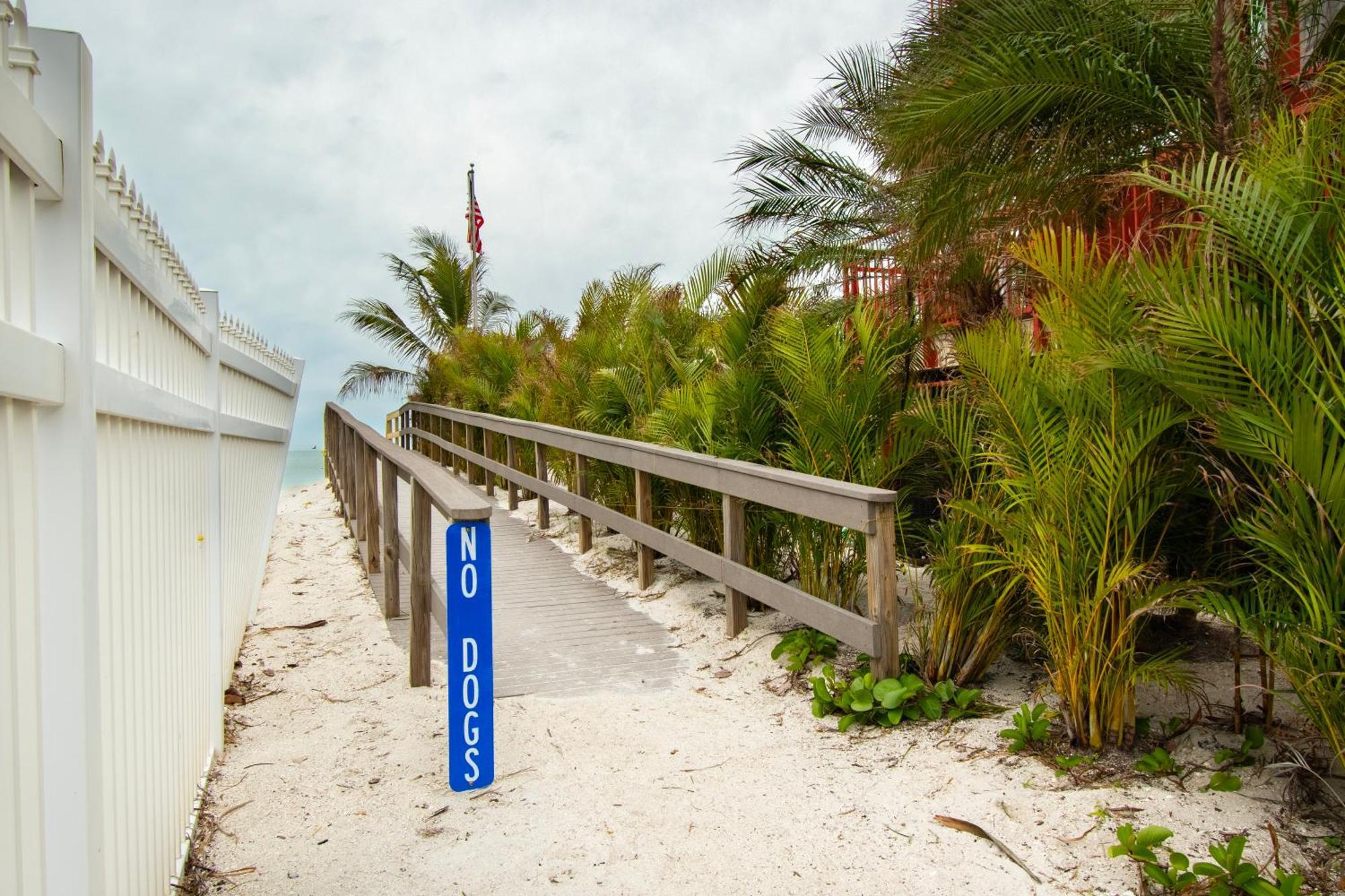 Funshine Sunset Beach St. Pete Beach Ngoại thất bức ảnh